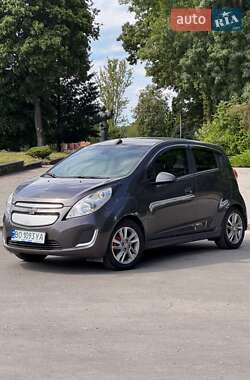 Хетчбек Chevrolet Spark EV 2014 в 
