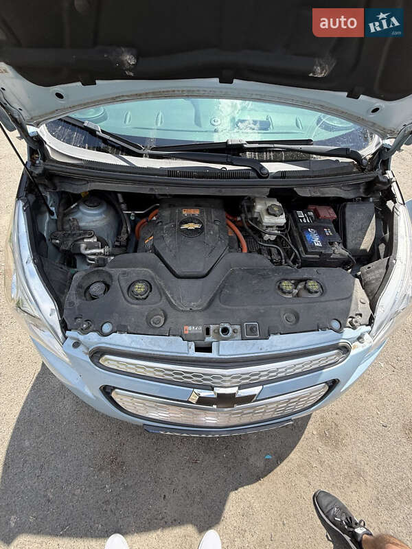 Хетчбек Chevrolet Spark EV 2016 в Києві