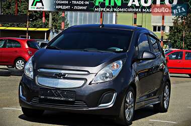 Хэтчбек Chevrolet Spark EV 2013 в Черкассах