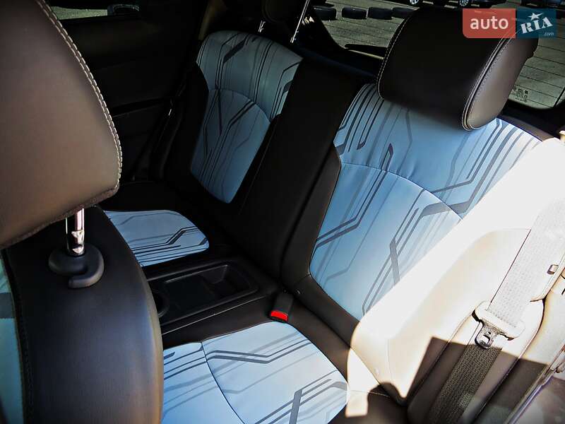 Хэтчбек Chevrolet Spark EV 2013 в Черкассах