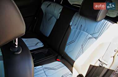Хэтчбек Chevrolet Spark EV 2013 в 