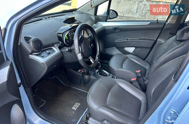 Хетчбек Chevrolet Spark EV 2016 в 