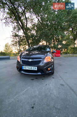 Хетчбек Chevrolet Spark EV 2013 в 