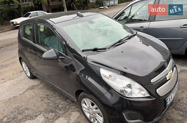 Хэтчбек Chevrolet Spark EV 2016 в 