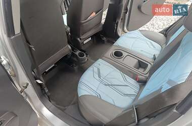 Хэтчбек Chevrolet Spark EV 2016 в 