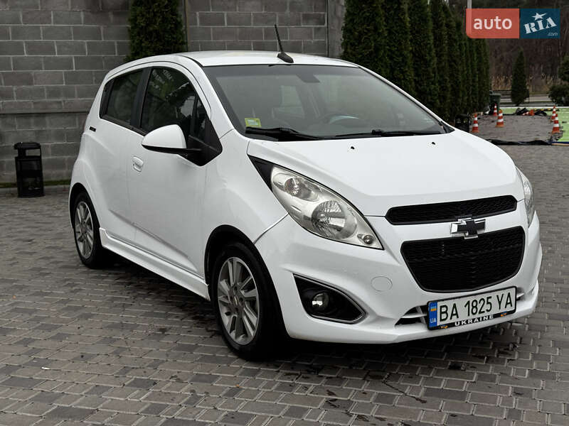 Хетчбек Chevrolet Spark EV 2013 в Кропивницькому