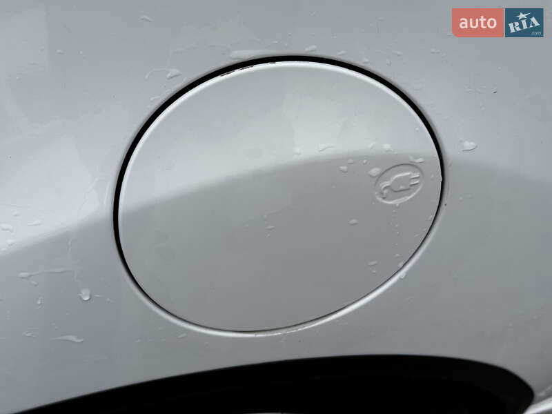 Хетчбек Chevrolet Spark EV 2013 в Кропивницькому