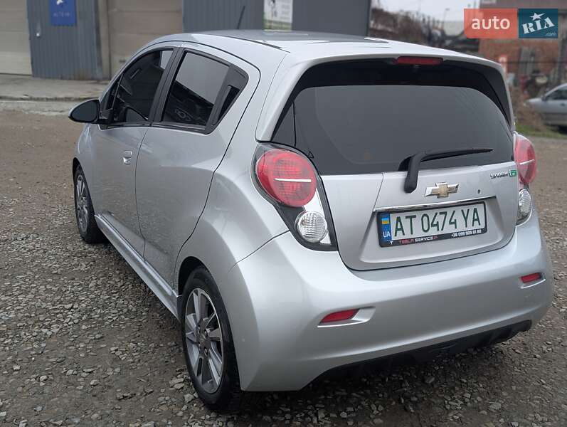 Хэтчбек Chevrolet Spark EV 2015 в Ивано-Франковске фото 7 Хэтчбек Chevrolet Spark EV 2015 в Ивано-Франковске