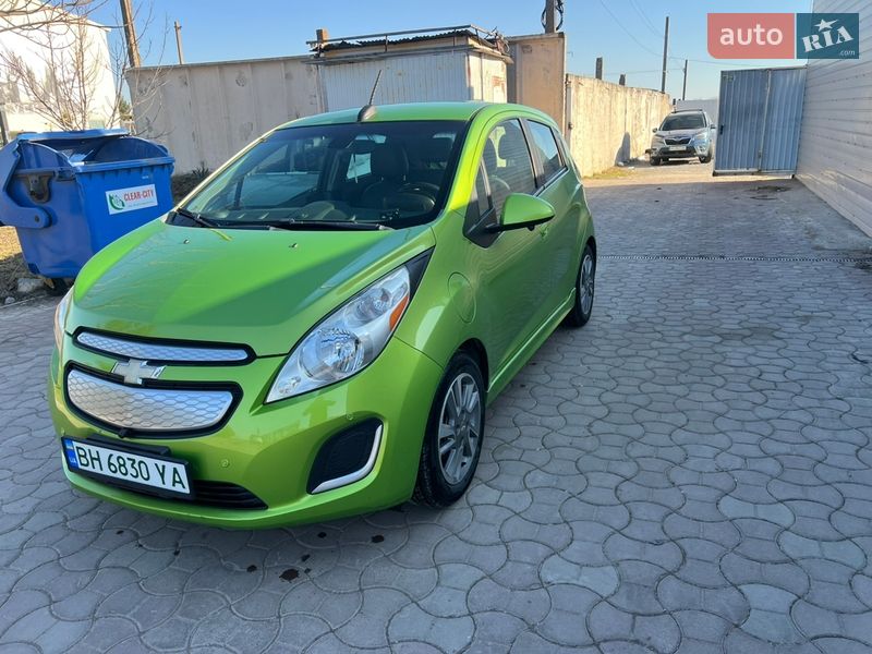 Универсал Chevrolet Spark EV 2015 в Одессе
