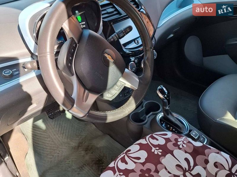 Хэтчбек Chevrolet Spark EV 2013 в Киеве фото 9 Хэтчбек Chevrolet Spark EV 2013 в Киеве