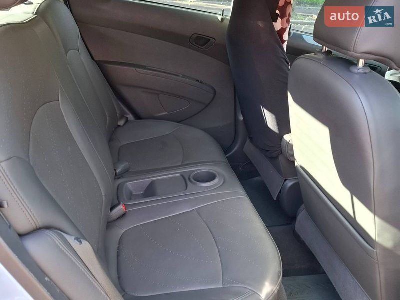 Хэтчбек Chevrolet Spark EV 2013 в Киеве фото 13 Хэтчбек Chevrolet Spark EV 2013 в Киеве