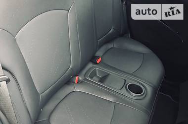 Хэтчбек Chevrolet Spark 2015 в 