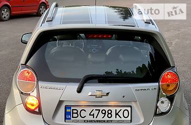 Хэтчбек Chevrolet Spark 2011 в Червонограде