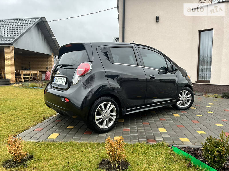 Хэтчбек Chevrolet Spark 2014 в Виннице