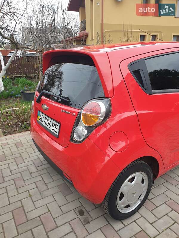 Хэтчбек Chevrolet Spark 2011 в Луцке