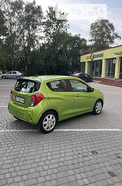 Хэтчбек Chevrolet Spark 2016 в Львове