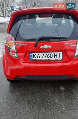 Хэтчбек Chevrolet Spark 2012 в 