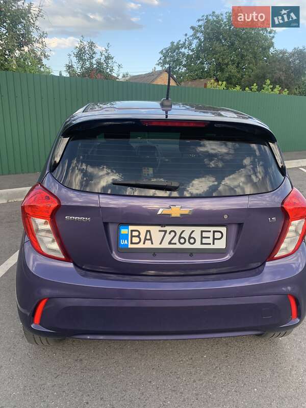 Хэтчбек Chevrolet Spark 2016 в Александрие