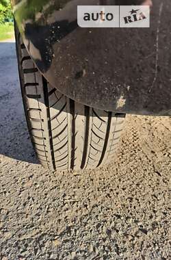 Хэтчбек Chevrolet Spark 2011 в 