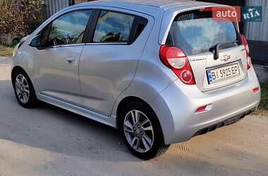 Хэтчбек Chevrolet Spark 2015 в Кременчуге