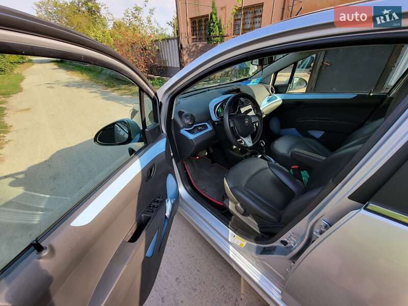 Хэтчбек Chevrolet Spark 2015 в Кременчуге фото 20 Хэтчбек Chevrolet Spark 2015 в Кременчуге