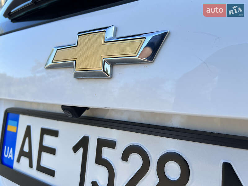 Хетчбек Chevrolet Spark 2018 в Дніпрі