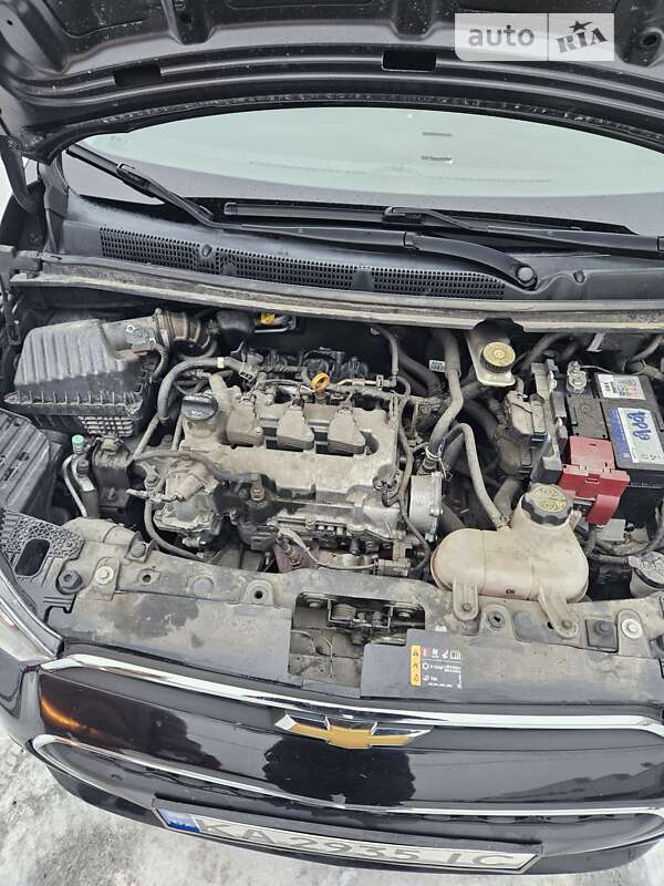 Хэтчбек Chevrolet Spark 2017 в Киеве