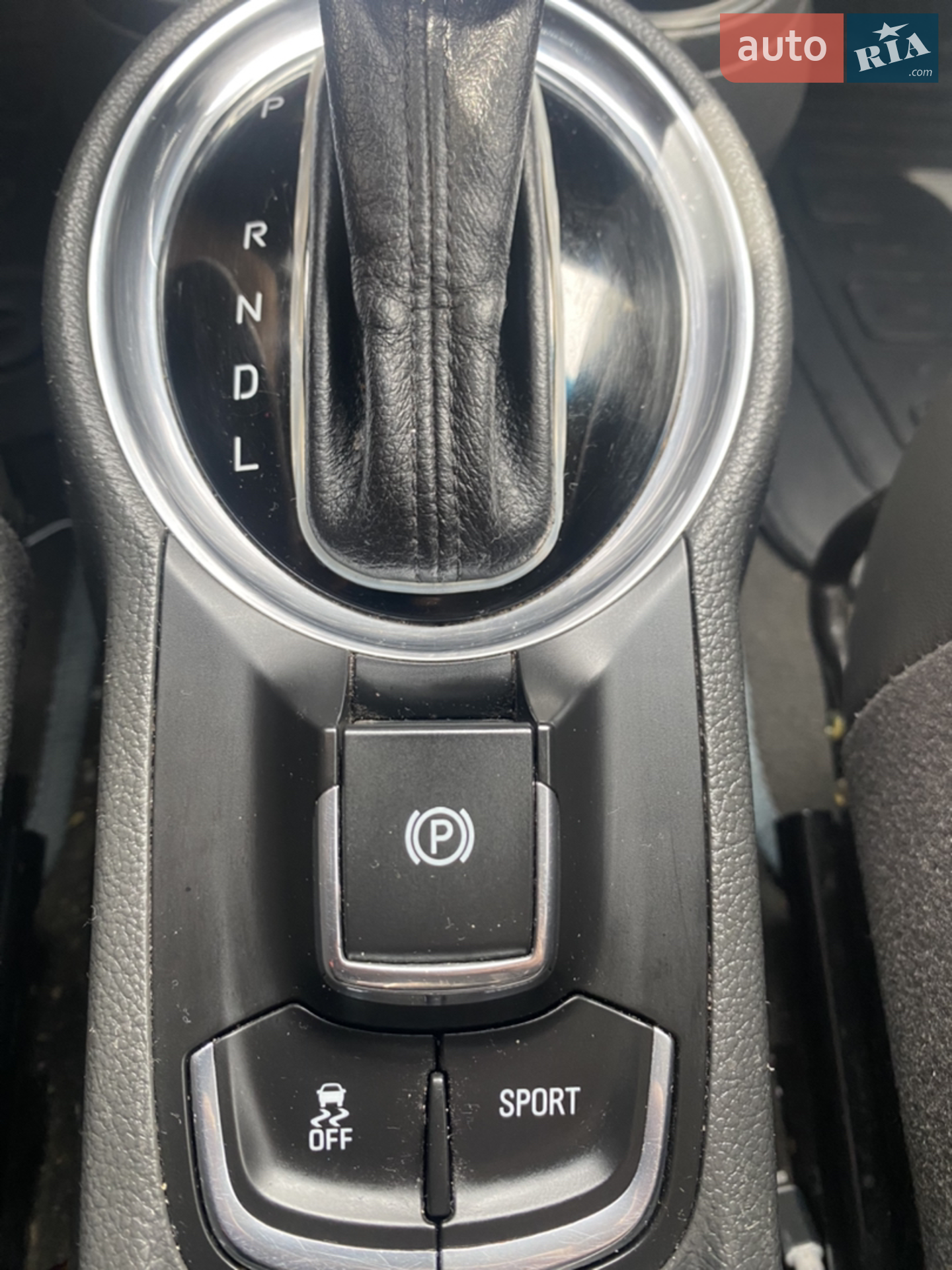 2016 Chevrolet Spark - мініатюра 16