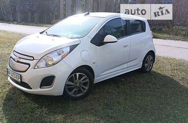 Хэтчбек Chevrolet Spark 2015 в Киеве