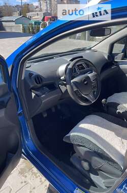 Хэтчбек Chevrolet Spark 2010 в Тернополе