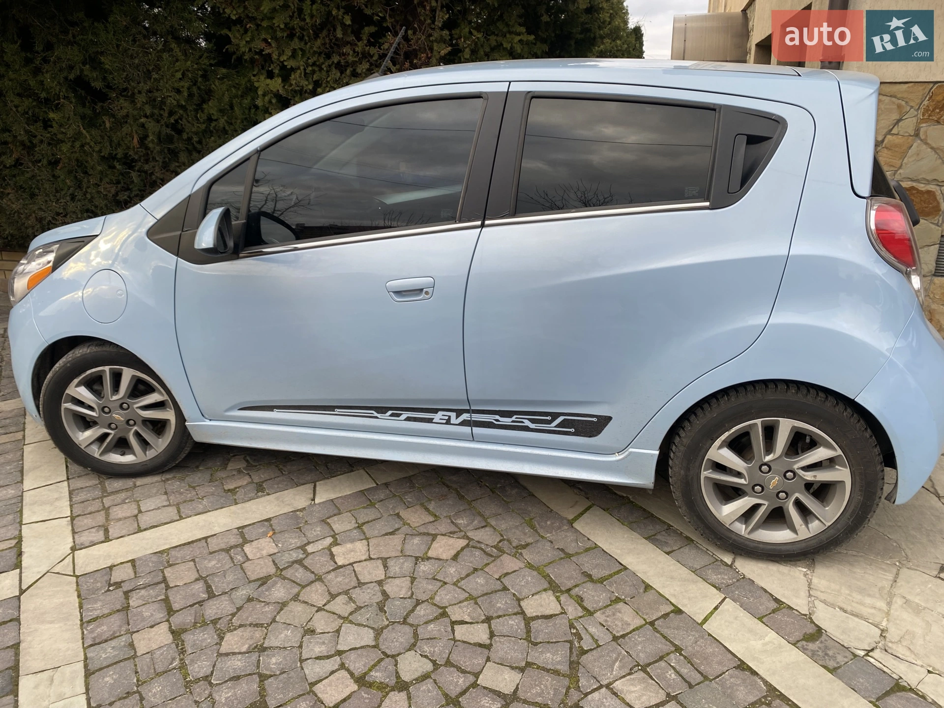 2016 Chevrolet Spark - мініатюра 2