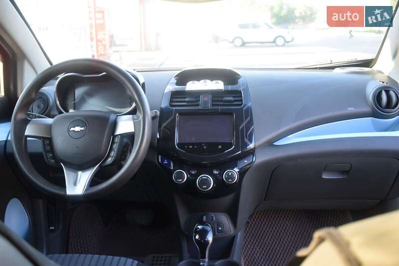 Хэтчбек Chevrolet Spark 2016 в Виннице фото 3 Хэтчбек Chevrolet Spark 2016 в Виннице