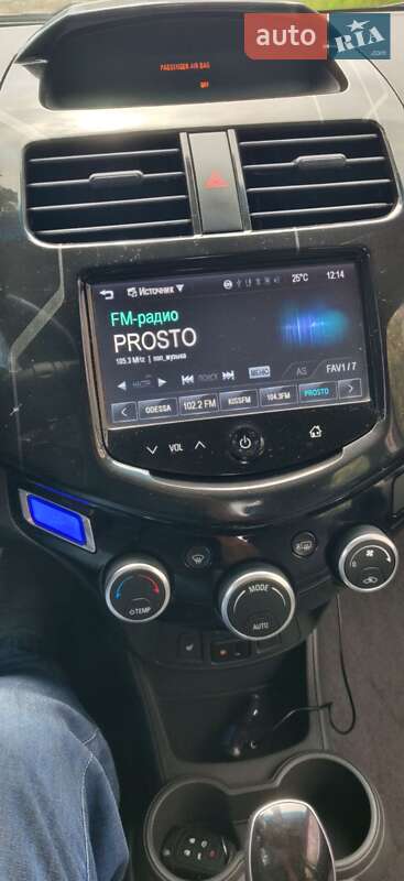 Хэтчбек Chevrolet Spark 2015 в Одессе