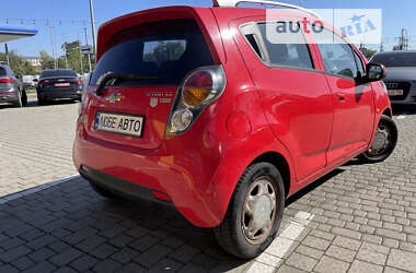 Хэтчбек Chevrolet Spark 2011 в Львове