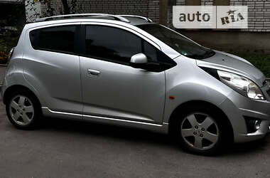 Хэтчбек Chevrolet Spark 2011 в Львове