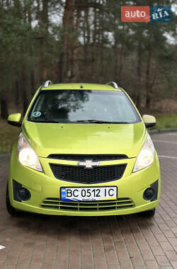 Хетчбек Chevrolet Spark 2010 в Яворові