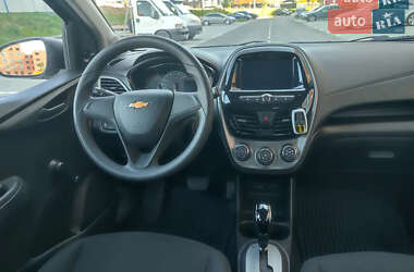 Хэтчбек Chevrolet Spark 2019 в 