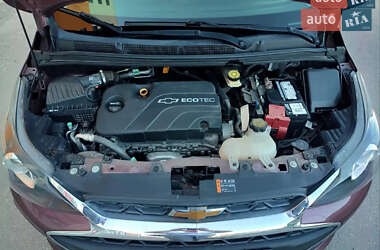 Хэтчбек Chevrolet Spark 2019 в 