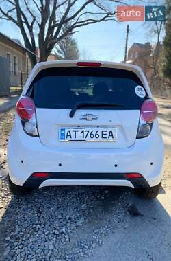 Хэтчбек Chevrolet Spark 2013 в Ивано-Франковске