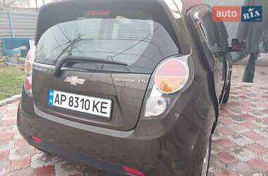 Хэтчбек Chevrolet Spark 2012 в 