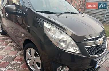 Хэтчбек Chevrolet Spark 2012 в 