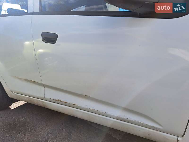 Хэтчбек Chevrolet Spark 2010 в Вышгороде фото 4 Хэтчбек Chevrolet Spark 2010 в Вышгороде