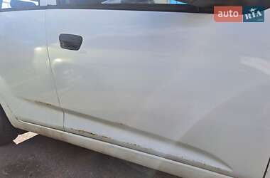 Хэтчбек Chevrolet Spark 2010 в 