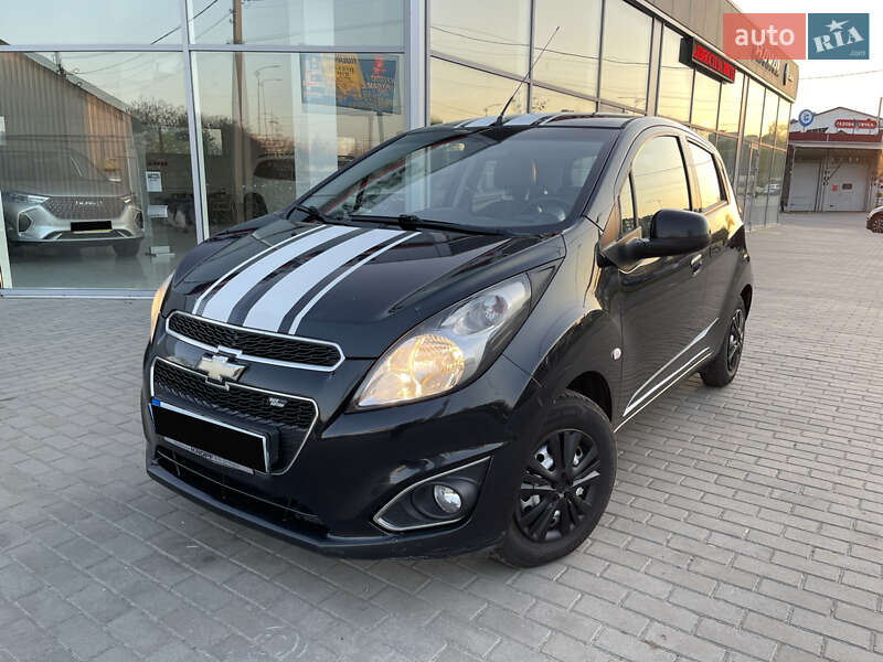 Хэтчбек Chevrolet Spark 2013 в 