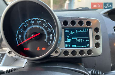 Хэтчбек Chevrolet Spark 2013 в 