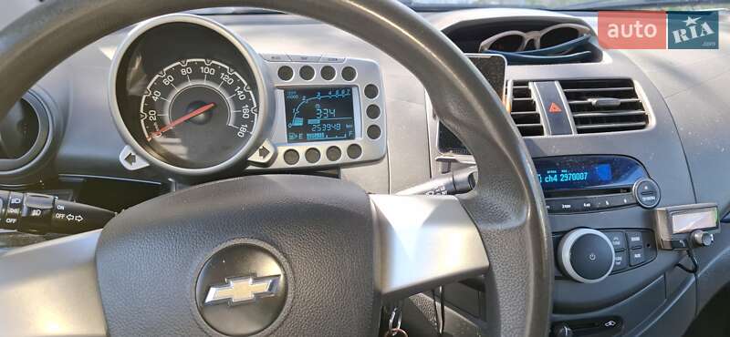 Хэтчбек Chevrolet Spark 2010 в Сколе