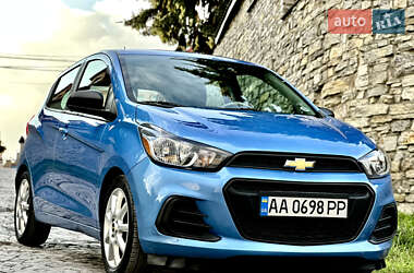 Хэтчбек Chevrolet Spark 2016 в 