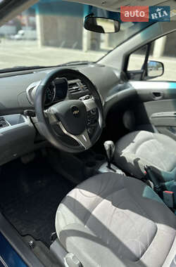 Хэтчбек Chevrolet Spark 2021 в 