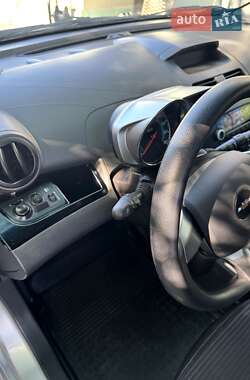 Хэтчбек Chevrolet Spark 2021 в 