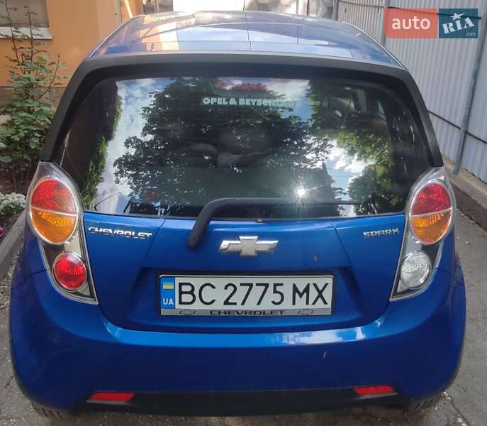 Хэтчбек Chevrolet Spark 2010 в Хмельницком